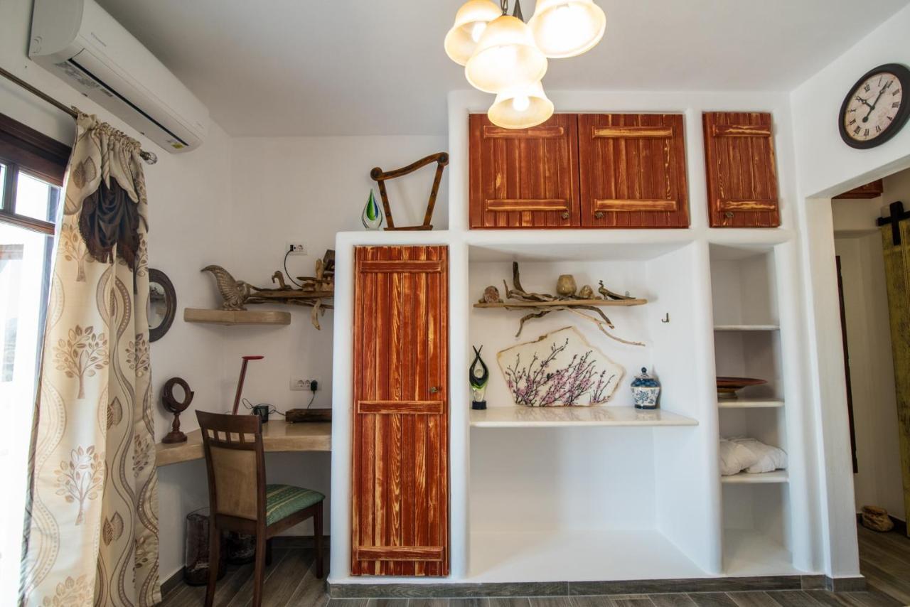 Elaiolithos - Luxury Villa Suites - Adults Only Khalkíon Екстериор снимка